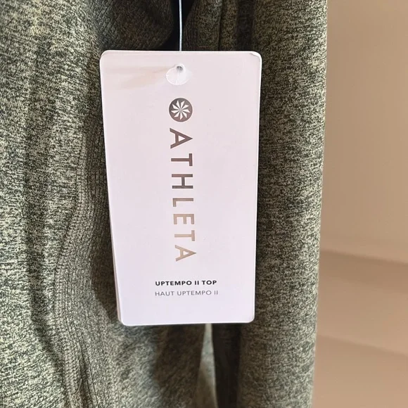Beautiful Green Athleta Uptempo II Long Sleeve Top. Size S. New With Tags. - Picture 5 of 10